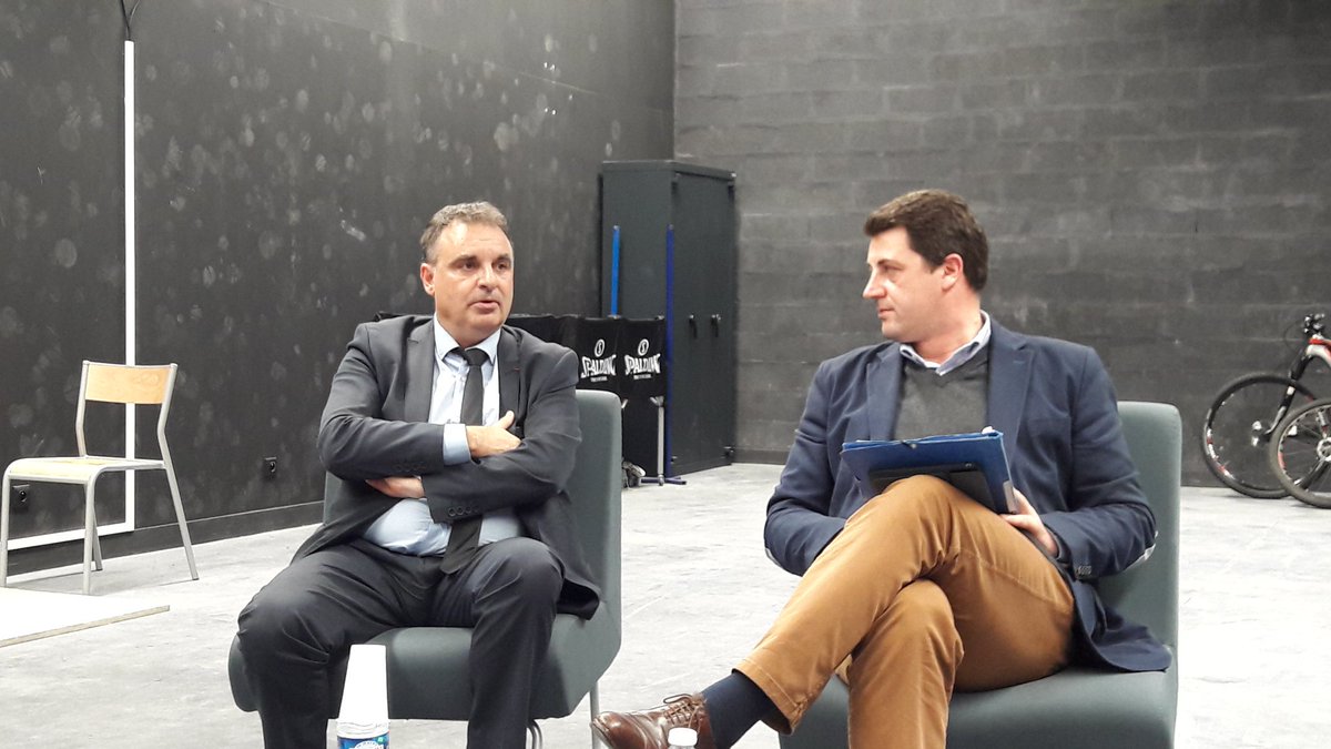 Pr. E. Berton "quand on parle de performance on parle aussi de la préservation du sportif" #Santetravail @GroupeAPICIL <a href="/TechnoSportMRS/">TechnoSportAMU</a>