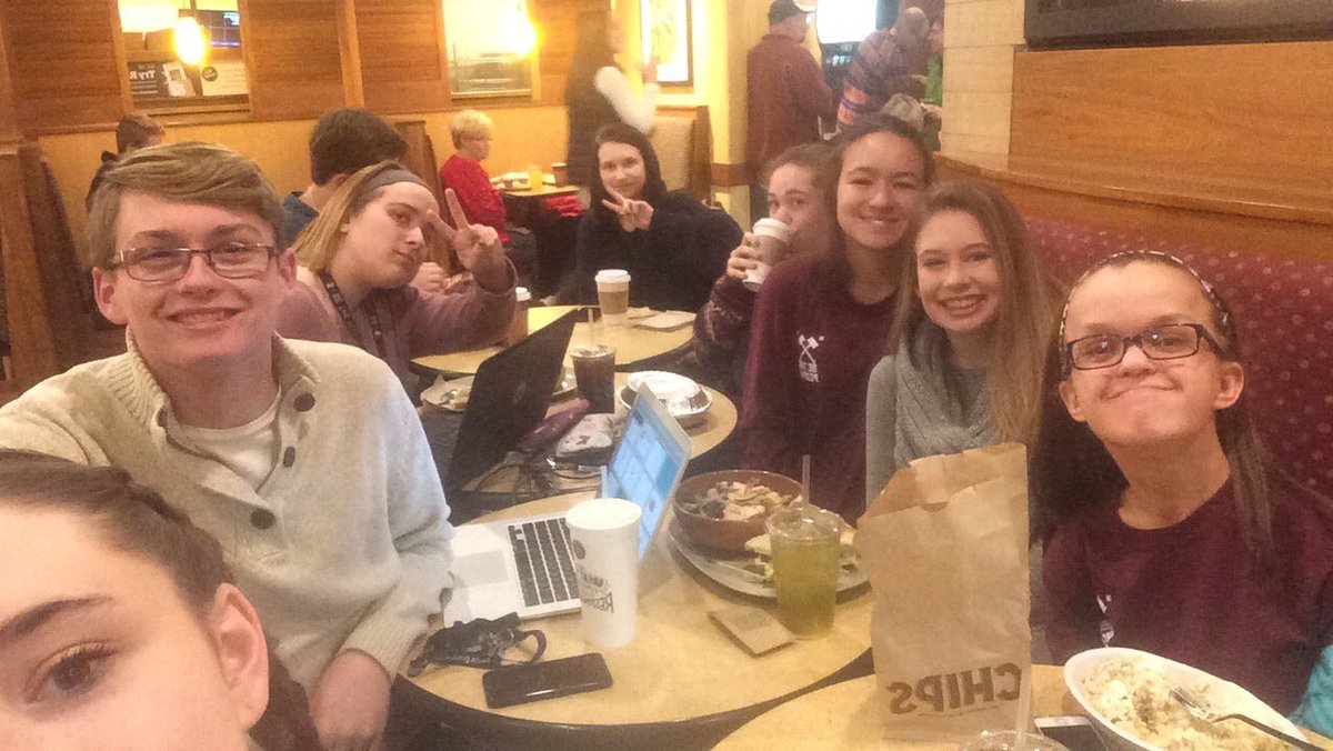 Miamisburgjsa's tweet photo. Burg JSA Panera takeover, post Fall State Meeting! #orvjsa #bethepeople #goburg 🇺🇸 https://t.co/hTItuQcZ2x