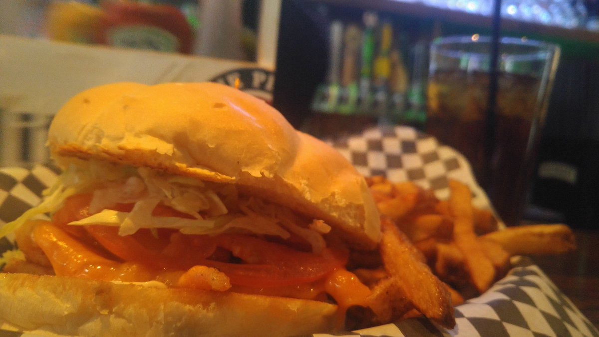 Just demolished this #pameal #bacon sandwich and fries at <a href="/KullysSportsBar/">Kully's Sports Bar</a>.   #Tuesday #7for$7 #expresslunch #lunch