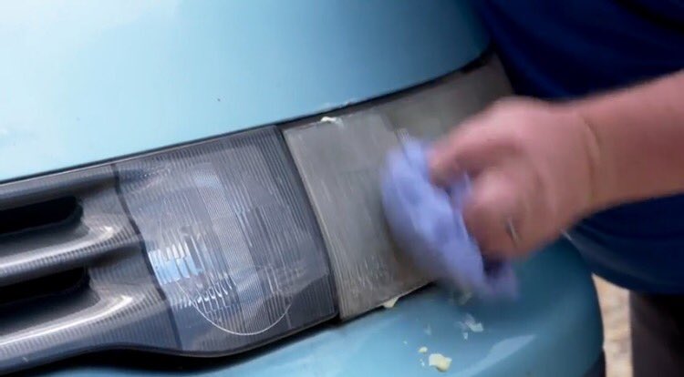 TeepolProducts's tweet photo. Our cream cleaner contains chalk and is great at keeping the headlights of your car squeaky clean 🚕🚙🚗 #headlights #creamcleaner #cleancar https://t.co/oMliKP4rXs