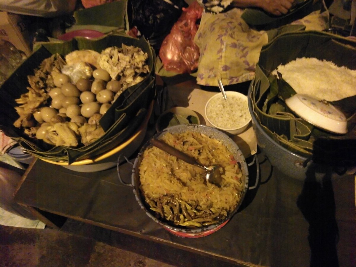 hengky_kik's tweet image. Maaadyang kuliner tengah malam solo #segoliwet