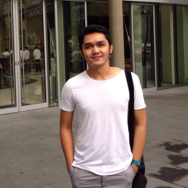 Come hangout with me > Bigo ke 2 .. on #BIGOLIVE. web.live.bigo.sg/18446744071577…