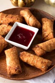 UBiIND's tweet photo. Our next edition of alternatives to the big bird: Thanksgiving egg rolls—https://t.co/VcuQ4YEZm3 https://t.co/UE1N1If7AO