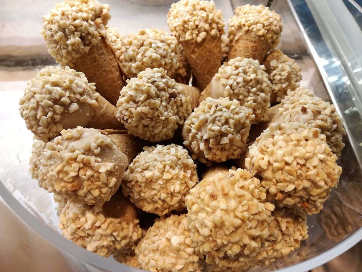 Lo sfizio del conetto #dopocena vi aspetta a #glikeroma in Piazza Cola di Rienzo 29 #gelato #Food #likegelato