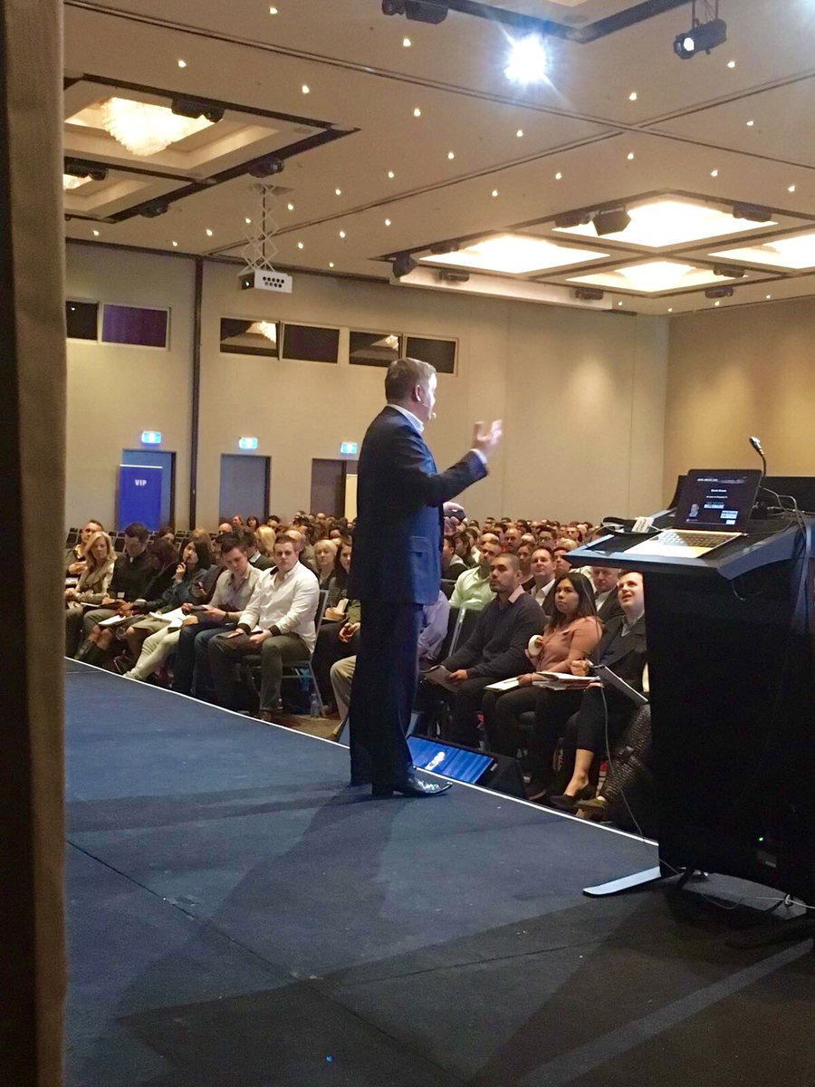 kevingreenwales's tweet photo. About to depart @HeathrowAirport, last speaking tour of 2016. Manilla, Sydney, Melbourne &amp; Dubai, here we come. #ChangingLives #TheRichRules https://t.co/KMLt5Kvloz