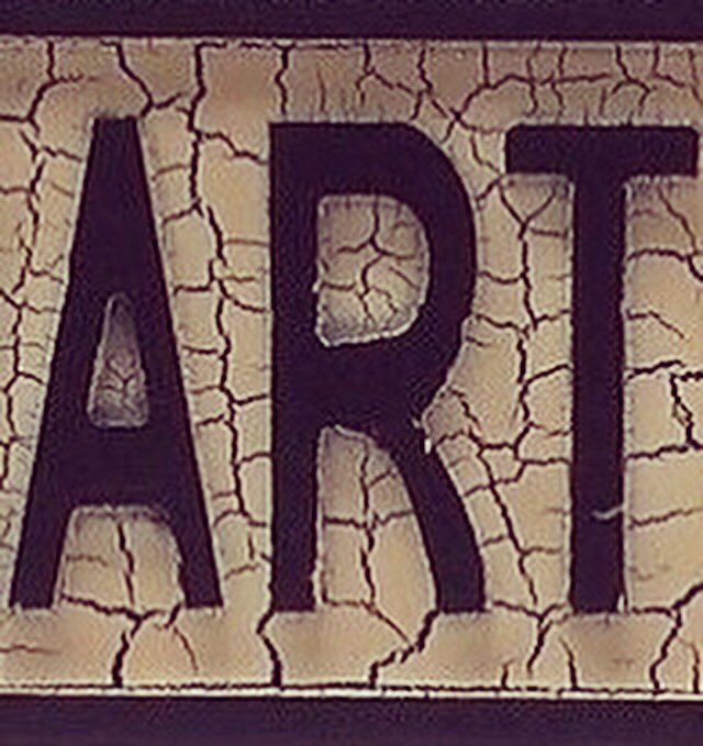 #streetphotography #streetart #art #urban #wallart #photoart #photogs #photography #artsblog #artnews #graphicdesign