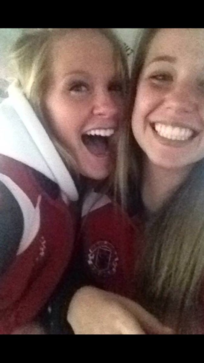 MaddieScheldrup's tweet photo. Happy Birthday to the girl I miss the most in the whole world!!!! Come back into my life plz❤️❤️❤️❤️ @claire_larson44 miss u lots and lots https://t.co/YsO0xhHm2c
