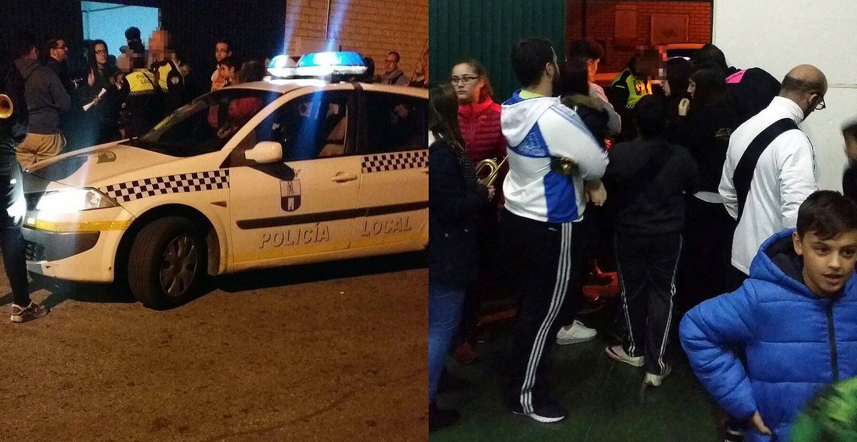 Más tarde, a las 21:30h, también han venido a felicitarnos el Día de la Música a nuestro ensayo! #TDSCofrade #SantaCecilia