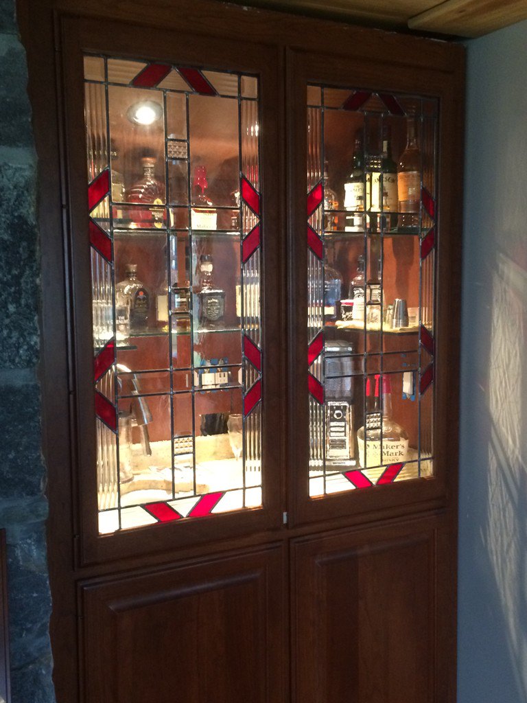 SeanMooney18's tweet image. Happy to finally install these beautiful stained glass windows I built this month. Follow @outcastglass for more