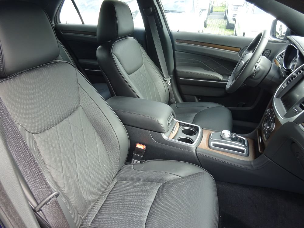 casmiami's tweet photo. $20,900
2015 Chrysler 300C Luxury
Adaptive Cruise Control, Lane Assist, Blind Spot Assist
For Export
#Chrysler300C #Chrysler #300C #CASmiami https://t.co/PfKKAeLltR