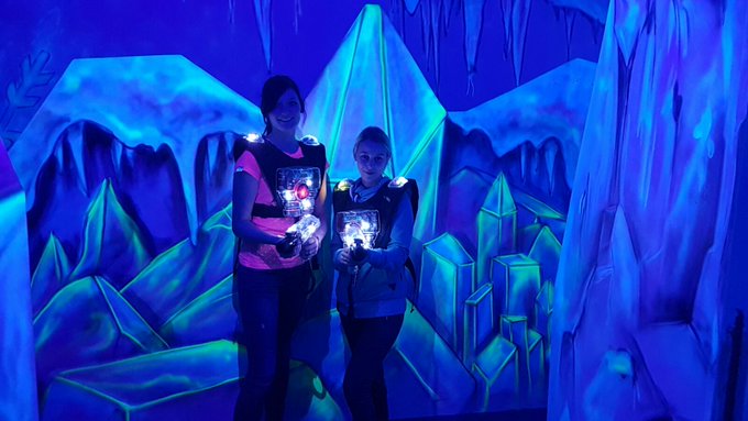 Hier noch ein Bild vom letzten Samstag, wo wir #Lasertag spielen waren in #Bremen  <3  #SexyJenJen #Webcamgirl<a href="/tag/model"class="tags"><span>#model</span></a><a href="/tag/cute"class="tags"><span>#cute</span></a><a href="/tag/teen"class="tags"><span>#teen</span></a><a href="/tag/bremen"class="tags"><span>#bremen</span></a><a href="/tag/webcamgirl"class="tags"><span>#webcamgirl</span></a><a href="/tag/sexygirls"class="tags"><span>#sexygirls</span></a>