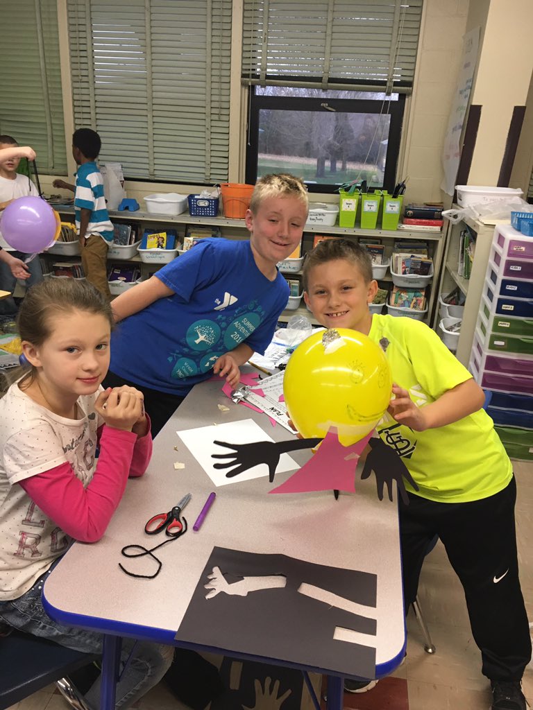 mageethird's tweet image. Thanksgiving fun!! #MWESpride