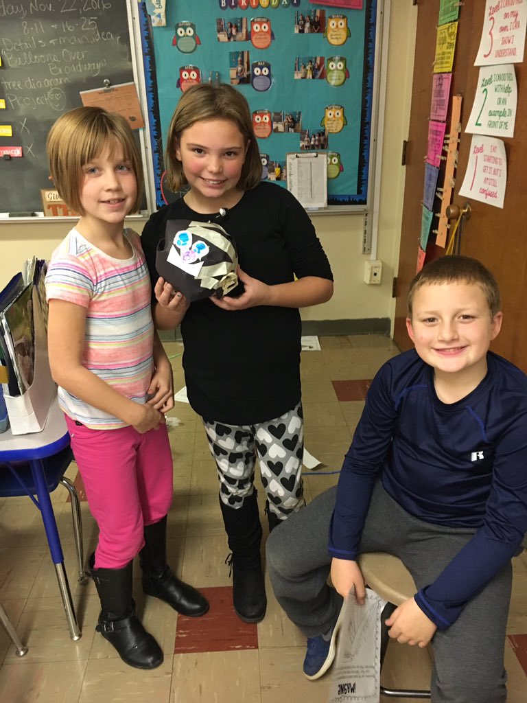 mageethird's tweet image. Thanksgiving fun!! #MWESpride