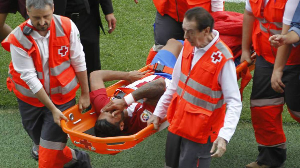 Atleti_Goleador's tweet photo. MALAS NOTICIAS : Augusto pasa por quirófano nuevamente para reimplantarse cartílago.
#AnimoAugusto #ATM #Atleti https://t.co/DMho6PbAof