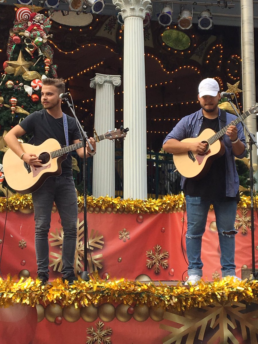 oopsitsandres's tweet photo. We are opening up #HolidayInThePark @SixFlagsOverTX Come out today and Friday to watch us perform #samvasco #mylighthouse #sixflags #texas https://t.co/jsgL4845sU
