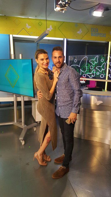 Gracias como siempre a mi programa @cazamariposastv y hoy tambi&eacute;n gracias a ti @jmartin_ibz 😘 https://t<a class="tags" target="_blank" title="On Twitter" href="/?out=eyJ0eXAiOiJKV1QiLCJhbGciOiJIUzUxMiJ9.eyJpYXQiOjE3MjMwMjgxOTEsImlzcyI6InR3cG9ybnN0YXJzLmNvbSIsIm5iZiI6MTcyMzAyODE5MSwiZXhwIjoxNzU0NTY0MTkxLCJyZWRpcmVjdF91cmwiOiJodHRwczovL3R3aXR0ZXIuY29tL2NhemFtYXJpcG9zYXN0diJ9.QntIy8D6j2KtMCgirlTcQOm1FNWa8Z7dsohtQZ02mUMc97kDbew_IHB1iGZ0NjIgpHE1z0y6uq_Ur_39KV8DrQ">@cazamariposastv</a><a href="/tag/felizmi%C3%A9rcoles"class="tags"><span>#felizmi&eacute;rcoles</span></a>