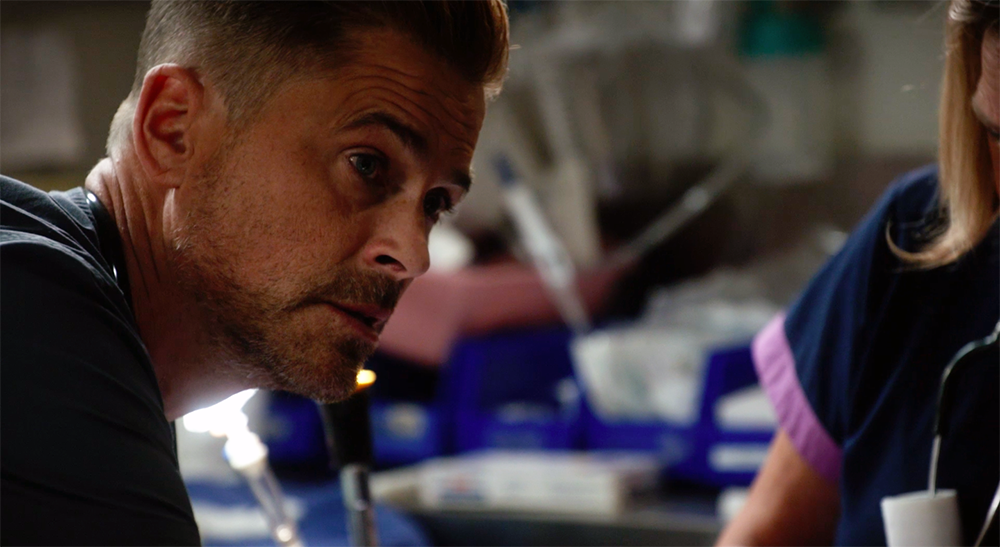 CodeBlackCBS's tweet image. This situation in the ER just went from bad to 'what the hell.' 😟 #CodeBlack sneak peek: spr.ly/60148Hhbr
