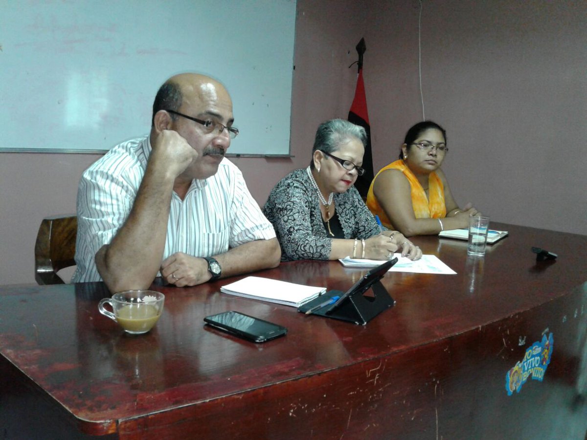 redChdga's tweet photo. CODEPRED en Chinandega revisa planes de respuesta  ante la llegada de #HuracánOtto y su paso por  Occidente.
@AmericaCorazoNi #Nicaragua https://t.co/bRaFGzx19f