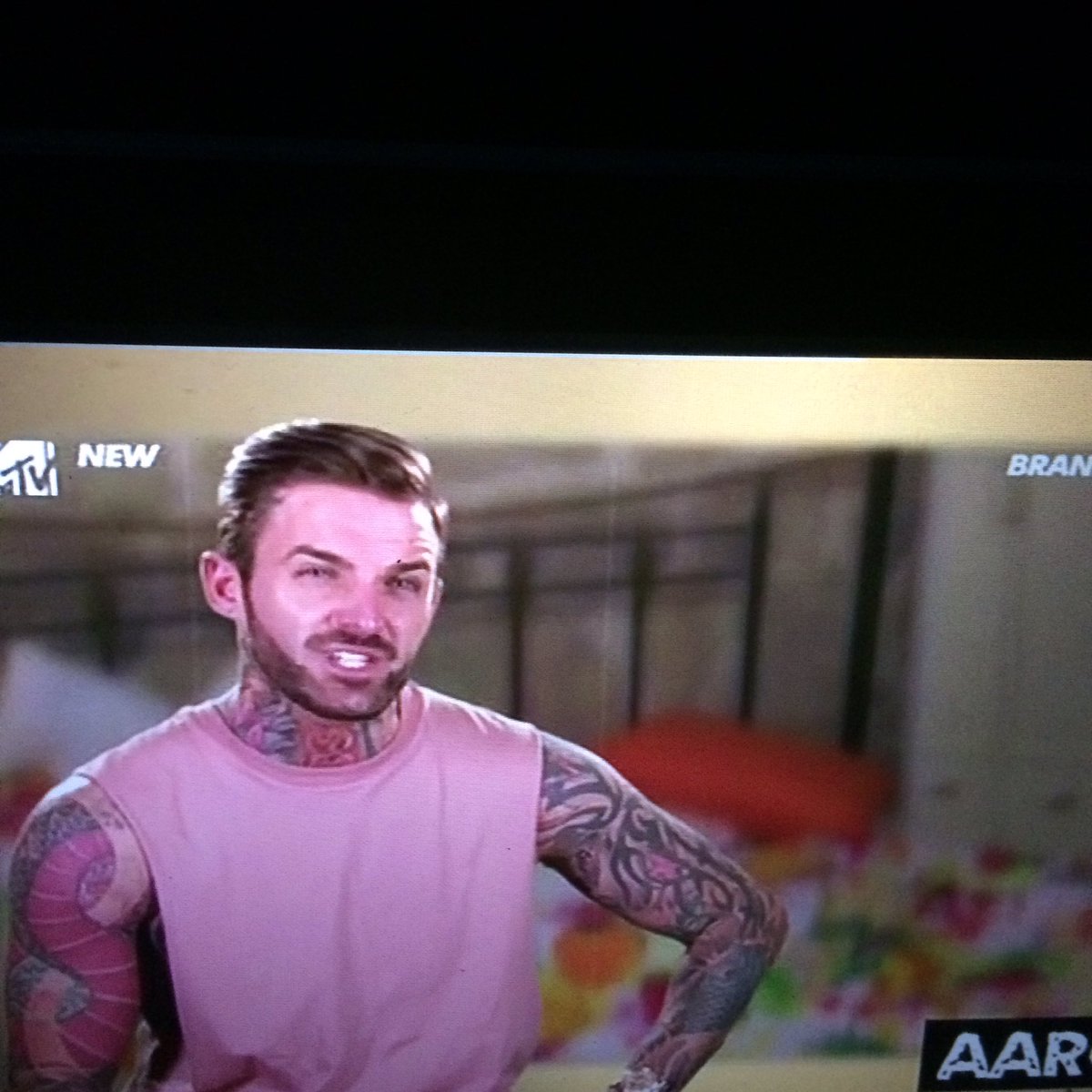 LynnButterly's tweet photo. So so glad he's back 😍 @Aarongshore_  #stunner 😍#geordieshore @mtvgeordieshore https://t.co/A24EYwuSqB