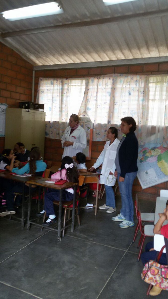 asic_bocono's tweet photo. CP San Rafael de @asic_bocono  aborda escuela el Say.
@ssituacionfunda @UrbinaSegundo https://t.co/1YDMKewwJu