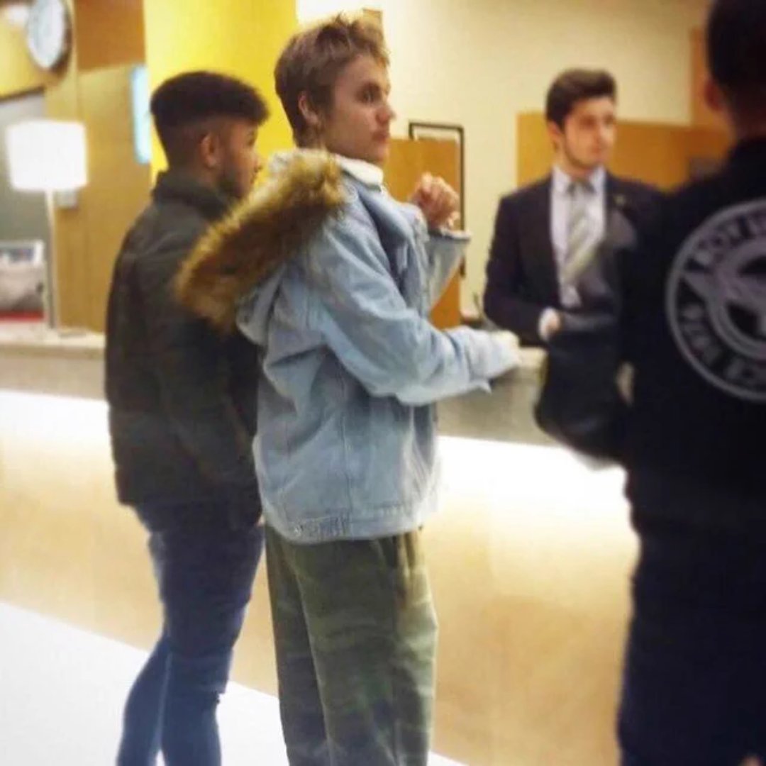 asjailey's tweet photo. and happy birthday mom! @haileybaldwin @justinbieber https://t.co/dGTaqpID3s