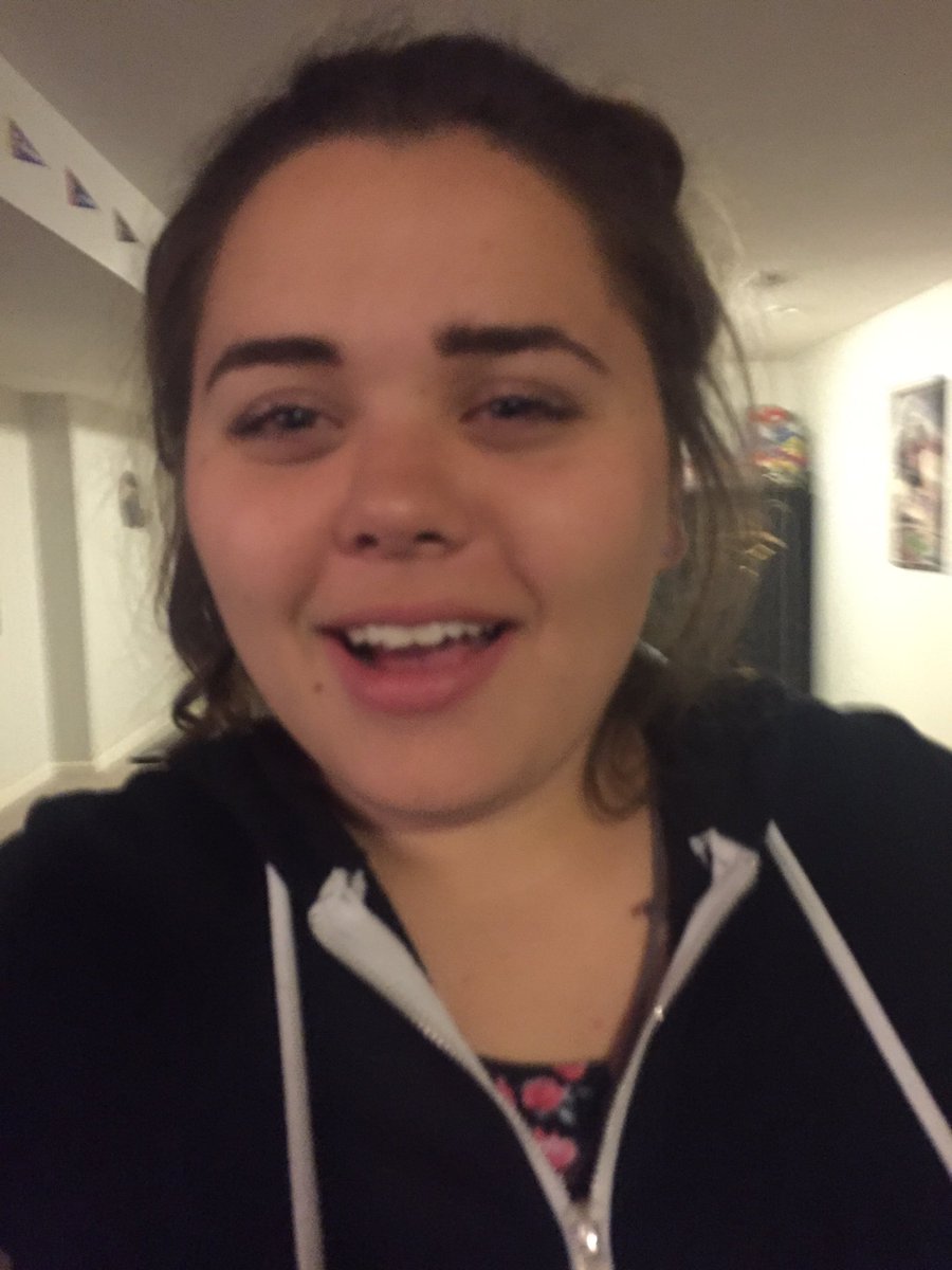 emmakempf_'s tweet photo. Happy bday Brookie g!!!! So excited to see you Friday 💛@spoooklin https://t.co/3QhSJDb6uq