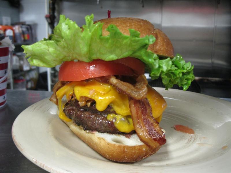 Lumberyard Pub (lumberyardpub) Twitter