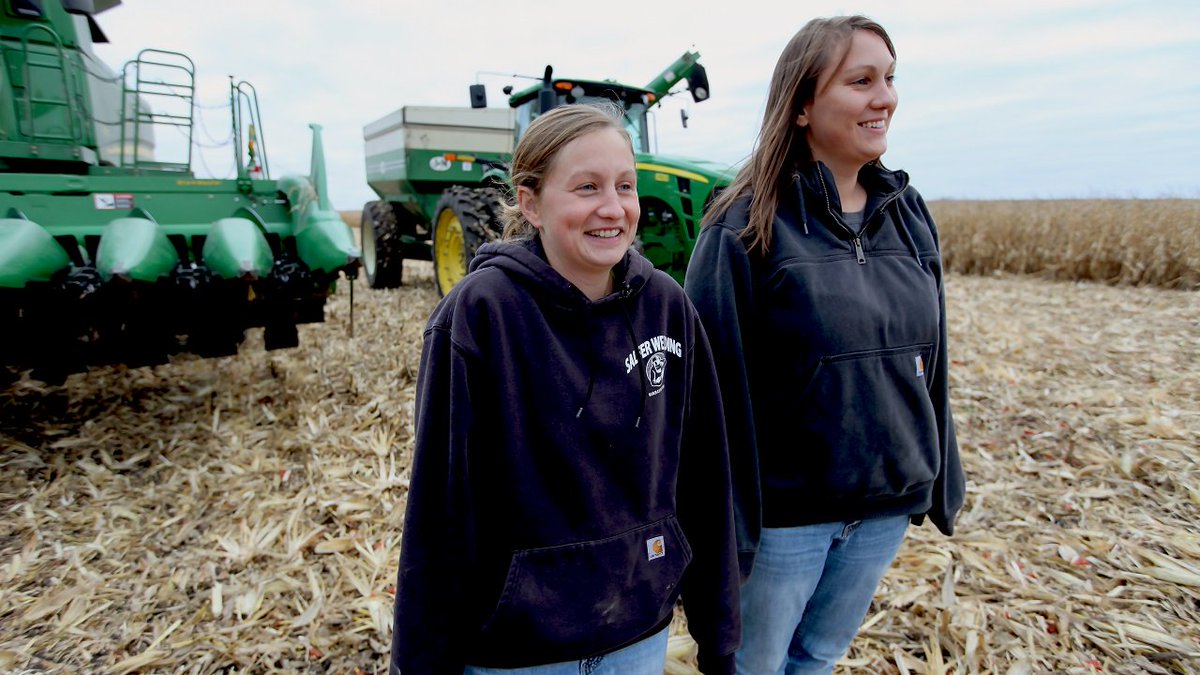 kare11's tweet image. After dad's death, daughters save family farm. @BoydHuppert reports kare11.tv/2fprf66 #Land10KStories