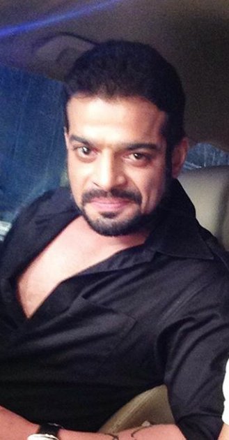 #HappyBirthdayKaranPatel 
Have a rocking year ahead 😘😘
<a href="/TheKaranPatel/">Karan Patel</a>