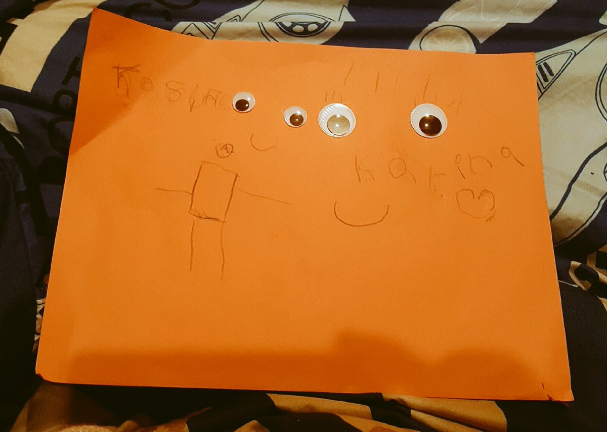 makeupbyCynthia's tweet photo. Taught my nephew the #twoEYEballs song for Halloween๐ This was his version of it
#twoeyeballs #badparents #badauntie #halloween #comedy https://t.co/yT3w3lgPZ8