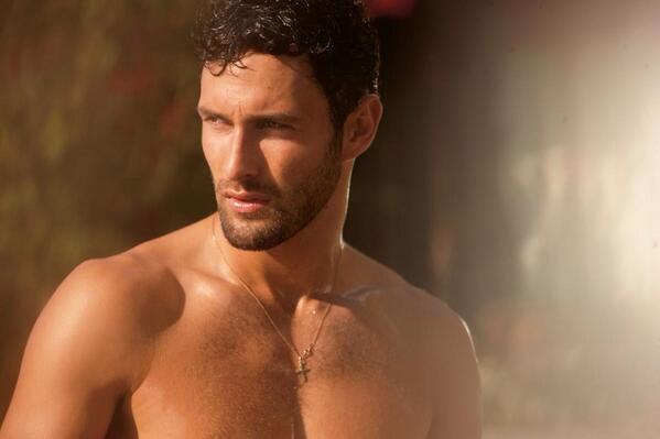 bhmpr's tweet image. Noah Mills
カナダ出身のモデル。