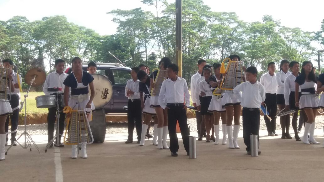 SergioChacon35P's tweet photo. Junto a los jóvenes siempre. En cada rincón de nuestra provincia la RC continúa. https://t.co/JgkIBvjPcp