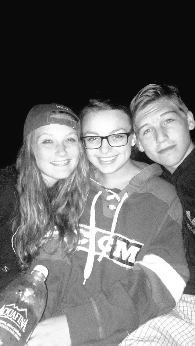 Averymead2126's tweet photo. happy 18th Gus Bus‼️🎉🎈 https://t.co/x0hcMFjGzP
