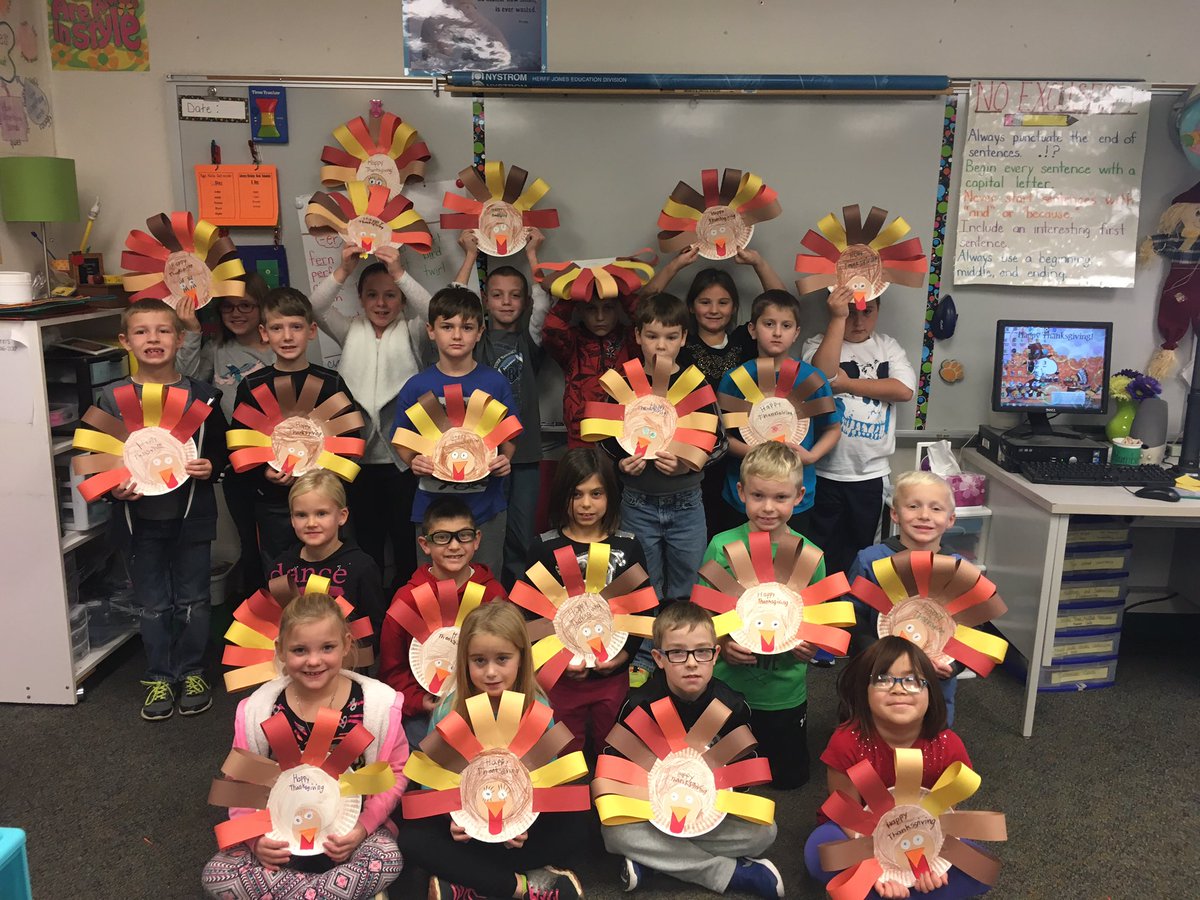 MBiermann10's tweet photo. I'm thankful for this group of turkeys! Happy Thanksgiving!! https://t.co/r34a4Ewr7F