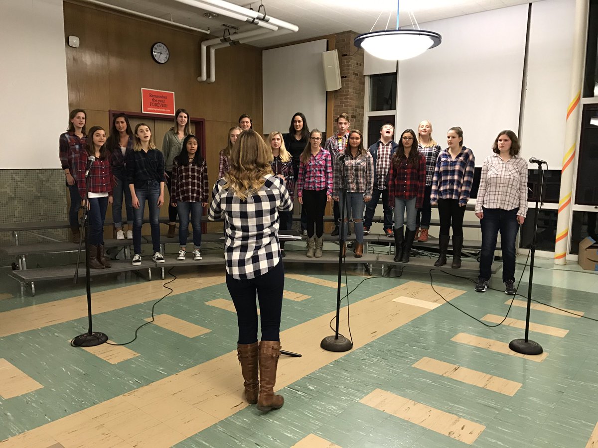 HW Fine Arts tweet media