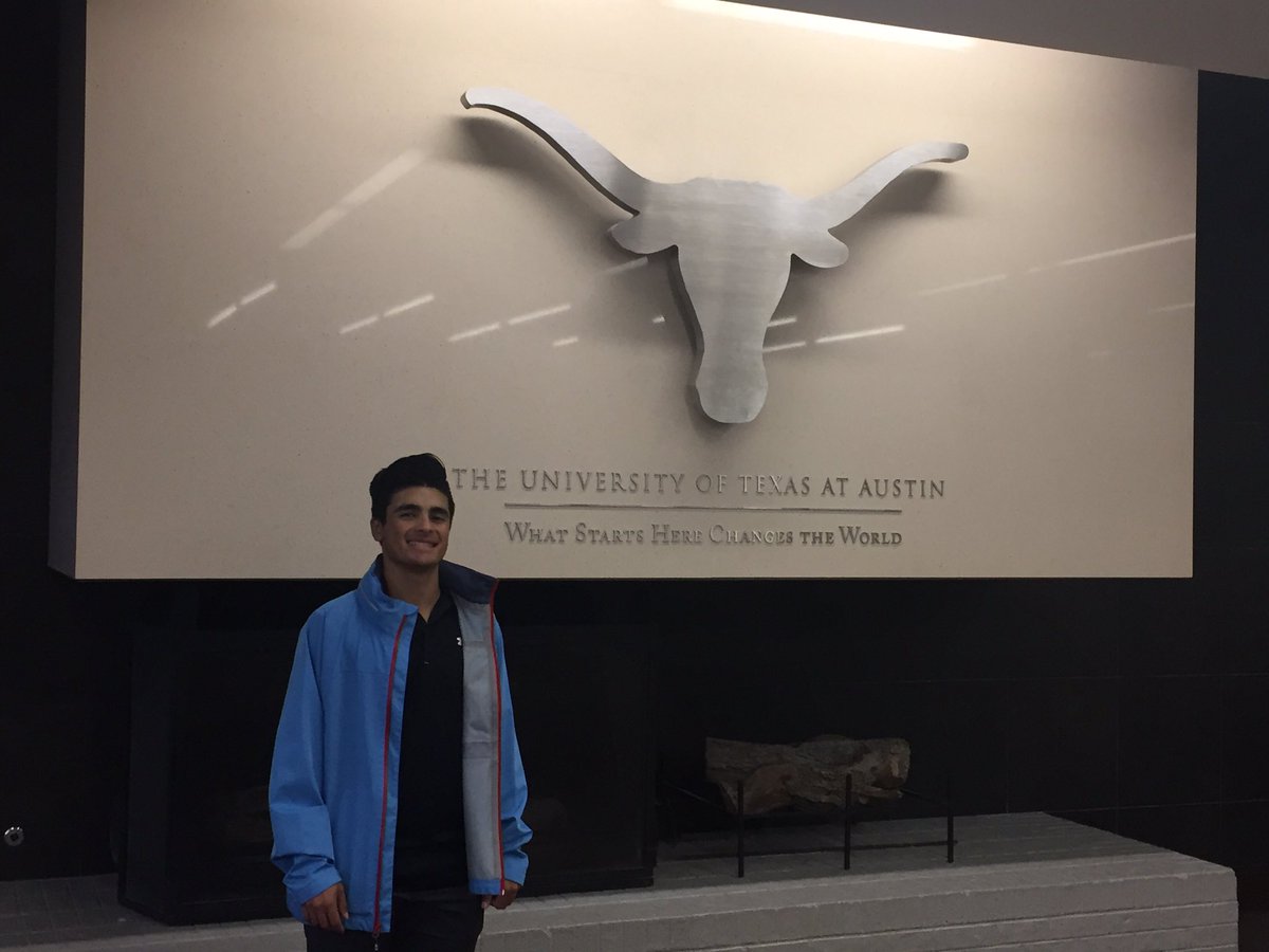 heyynick_1's tweet photo. Great day touring University of Texas at Austin. Hook'm Horns. @longhornlax @TexasSports @MaxLaxinc @MCLA #UTLAX https://t.co/D5P7MYFciN