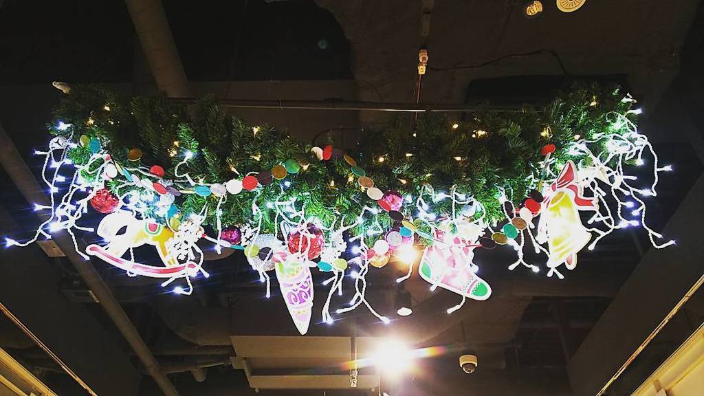 A Log イトシアの天井を飾る クリスマス 飾り T Co Xjca76hagr