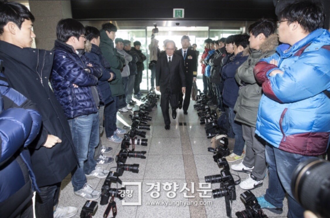 Jaemyung_Lee's tweet image. 박근혜 한민구의 매국 현장