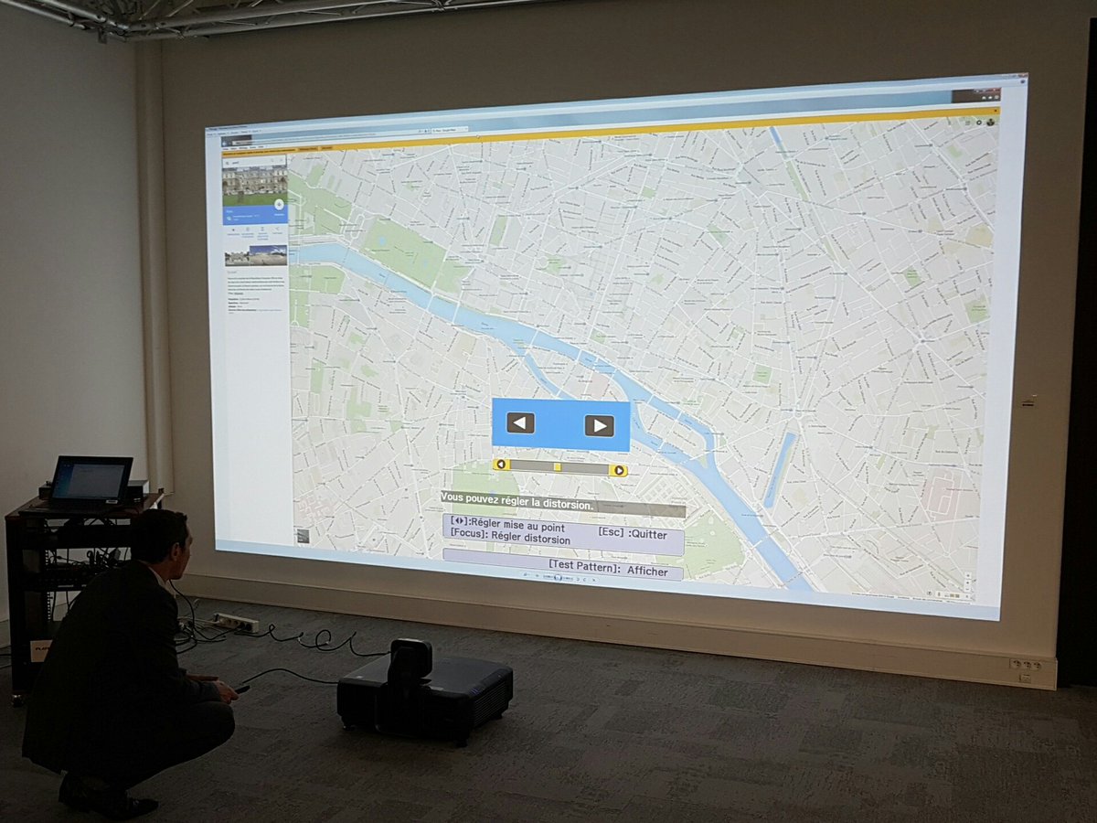 RaphaelSIDEV's tweet photo. @SidevDisplay testing the new #laserprojector Epson EBL1405U https://t.co/U0eHtVGsMW