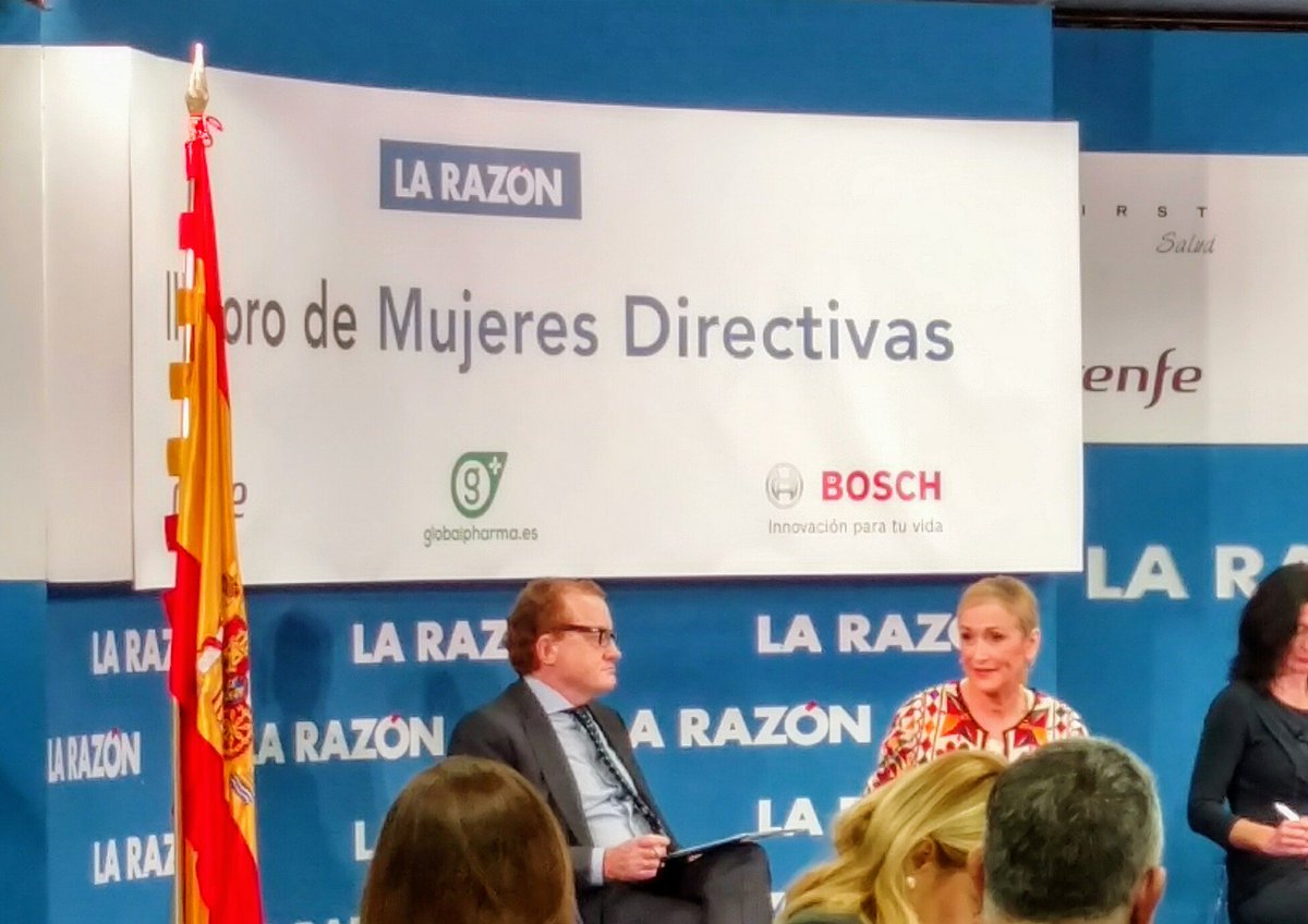 NataliaSSanz's tweet photo. Hoy en #Forodemujeresdirectivas acompañada por @rcapellas y con la presencia de @ccifuentes. Por gentileza de @larazon_es https://t.co/0TrG2GYoUu