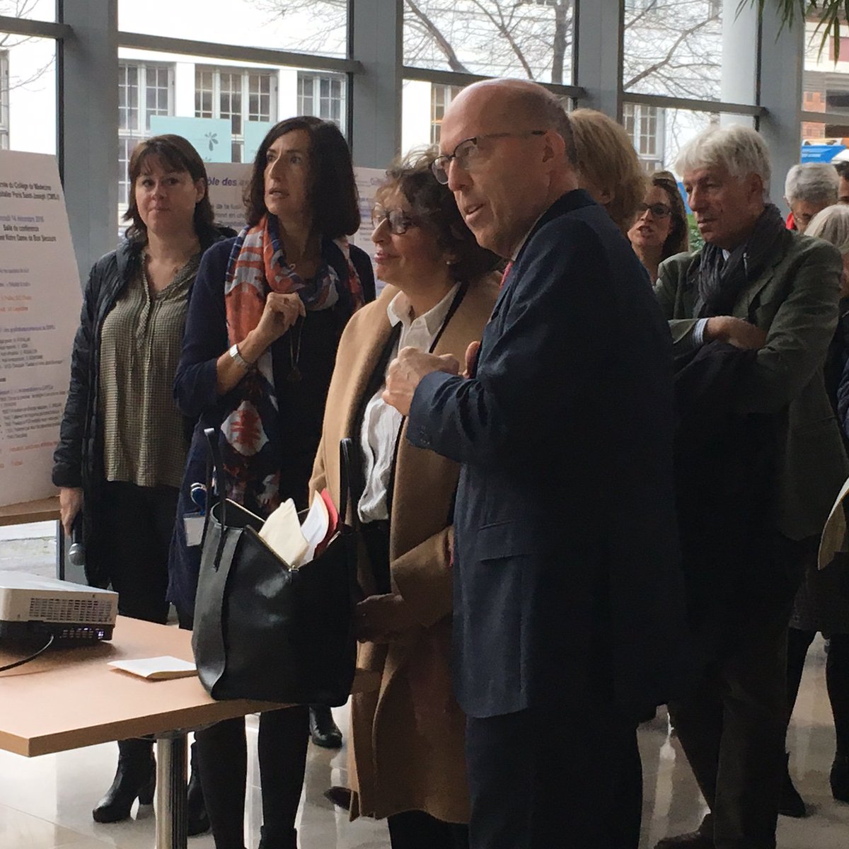 FEHAP_actu's tweet photo. Semaine de la Sécurité du Patient :@FEHAP_actu présente à la visite de la DGOS au @GHPSJ ! #ssp2016 @MinSocialSante https://t.co/0G6GirGzMv