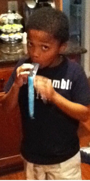 rceresi's tweet image. Just got some bad news.... RIPA To my lil bro man miss you bro haven&apos;t seen you in forever... praying for you #RIPdev