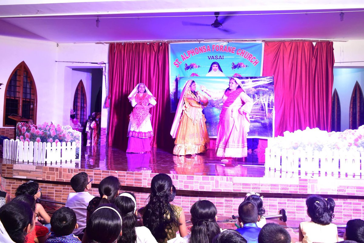 FrFranklin's tweet photo. #ParishDay celebrations at #StAlphonsa #Church #VasaiW of #VasaiForane.
#DigitalKalyan #IndianCatholic #KalyanEparchy #Catholic #SyroMalabar https://t.co/PPkh54aFuP