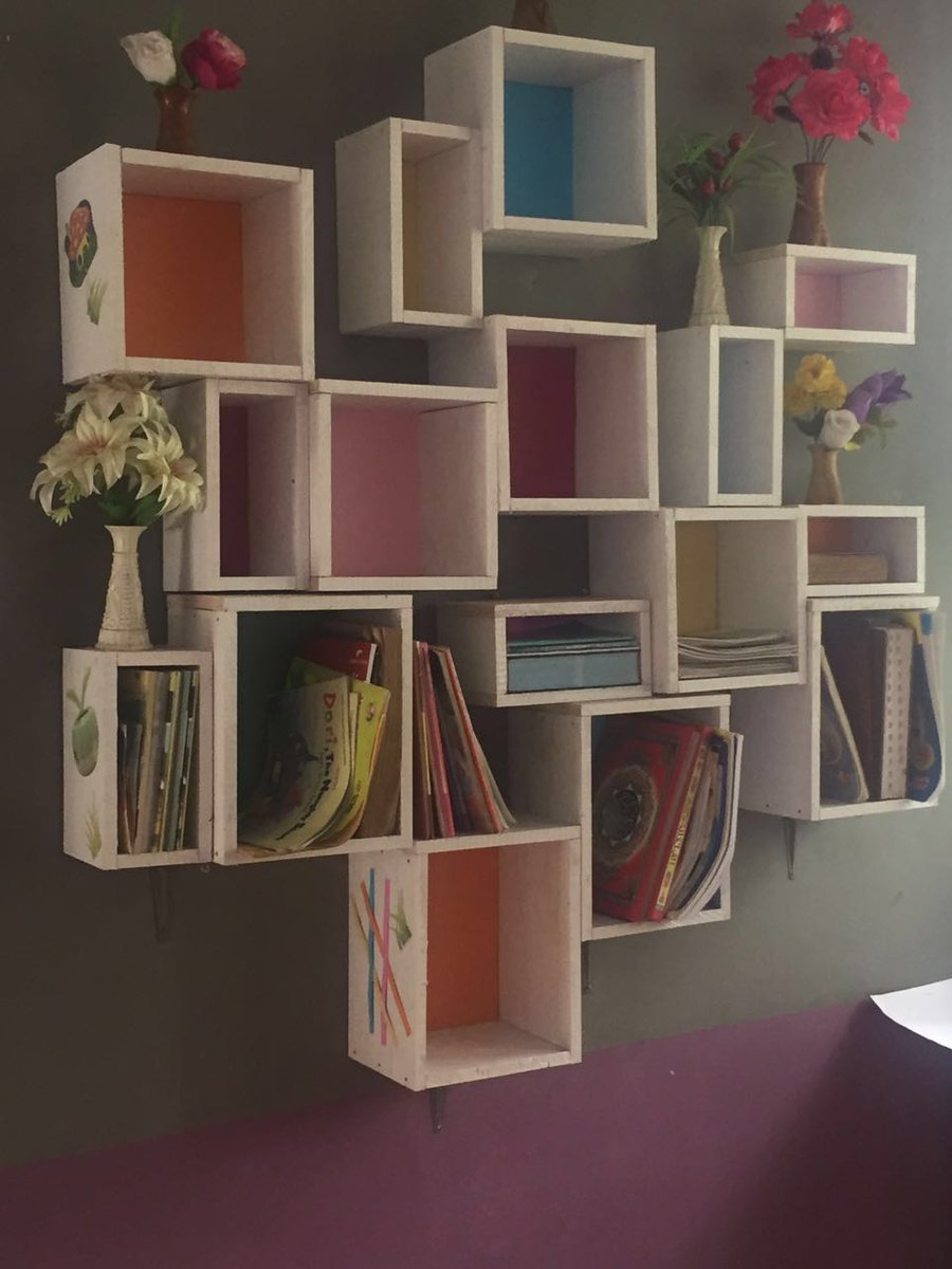 Komunitas Iloveacehさんはtwitterを使っています Sudut Baca Kreatif Utk Meningkatkan Literasi Murid Memindahkan Buku Pustaka Ke Kelas Utk Mendekatkan Buku Dengan Murid Sdn 1 Padang Tiji Https T Co V2zf7kbtee Twitter