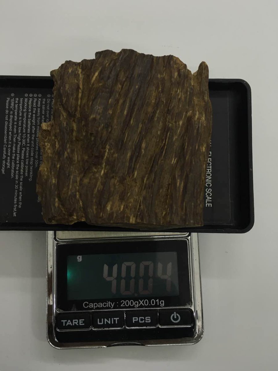 GREEN KYNAM 40.04 grams
The rarest "wood" on the planet.
I bet you'll never guess the price of it 😉
agarwoodconsulting.com