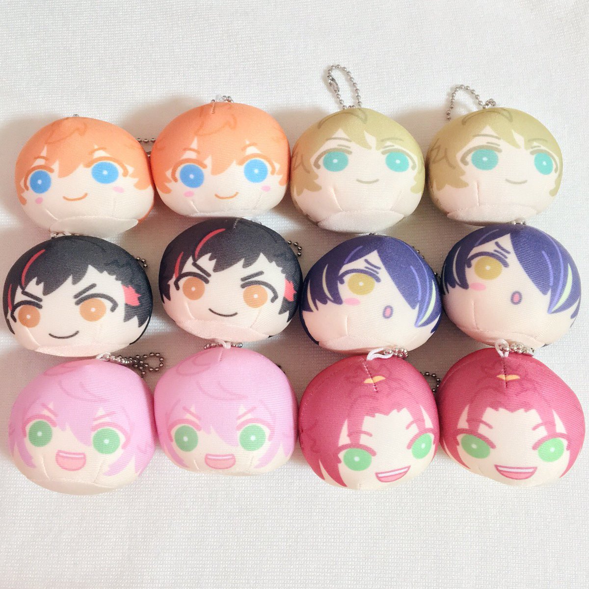 _cia_oO's tweet photo. ( 譲渡 ) あんスタ おまんじゅう ちび 1

譲 ▷ スバル、鉄虎、桃李、☆翠、☆忍、☆真緒、( 特典 凛月 )

求 ▷ 定価 + 送料

→ リプへ続きます https://t.co/msn7nKLGL8