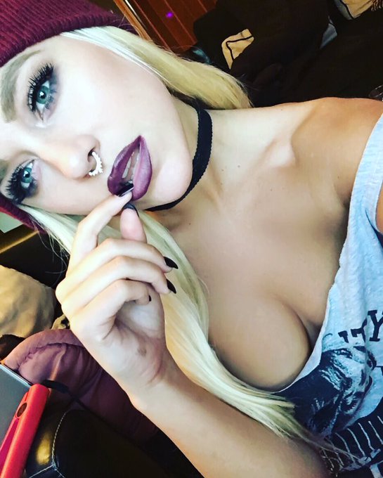 😈 https://t.co/q2eple0Aax