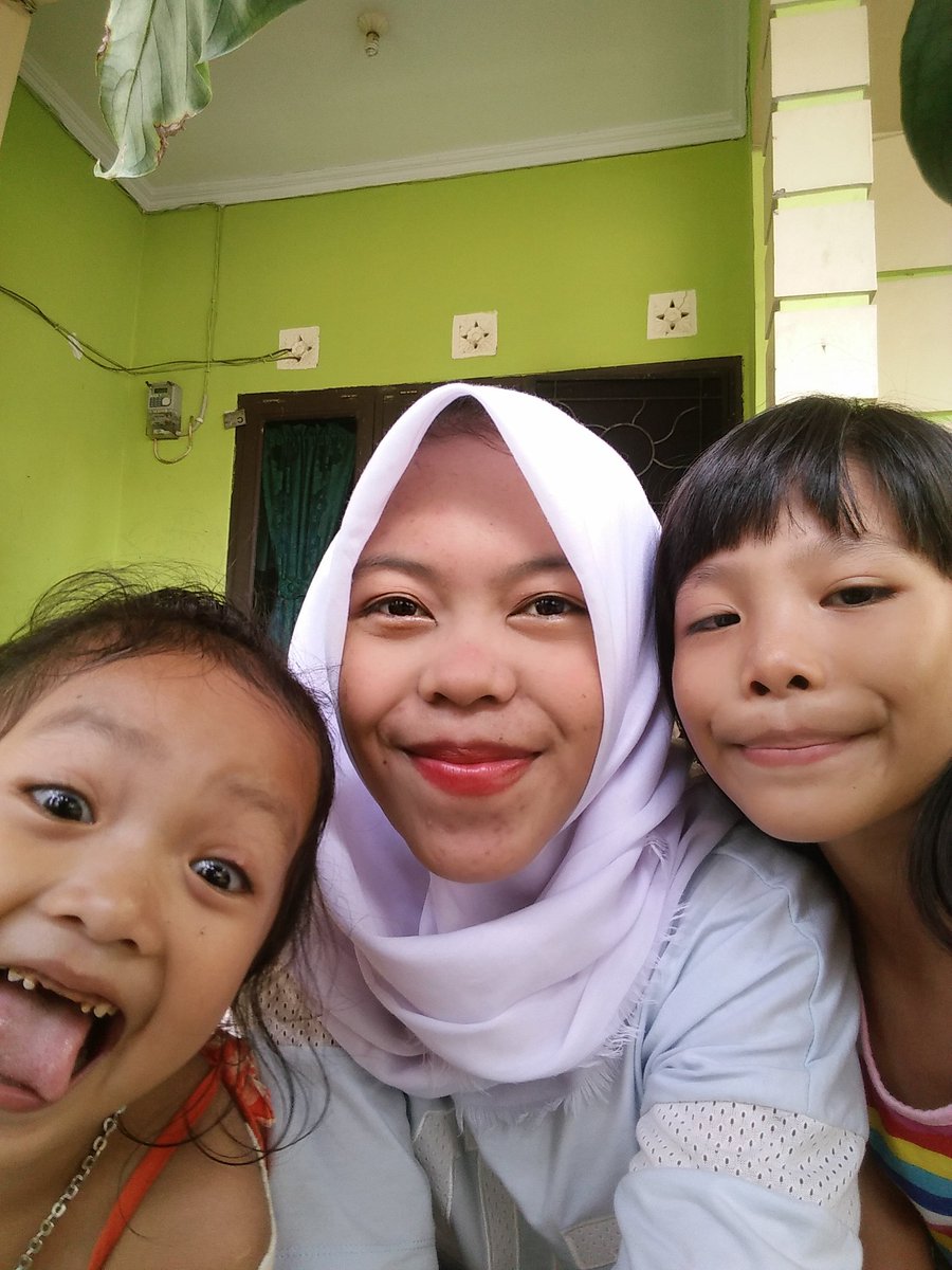 mia_nyot's tweet photo. Suka deh 😘😚😄😃😀😊☺ https://t.co/IWOKT5AhJP