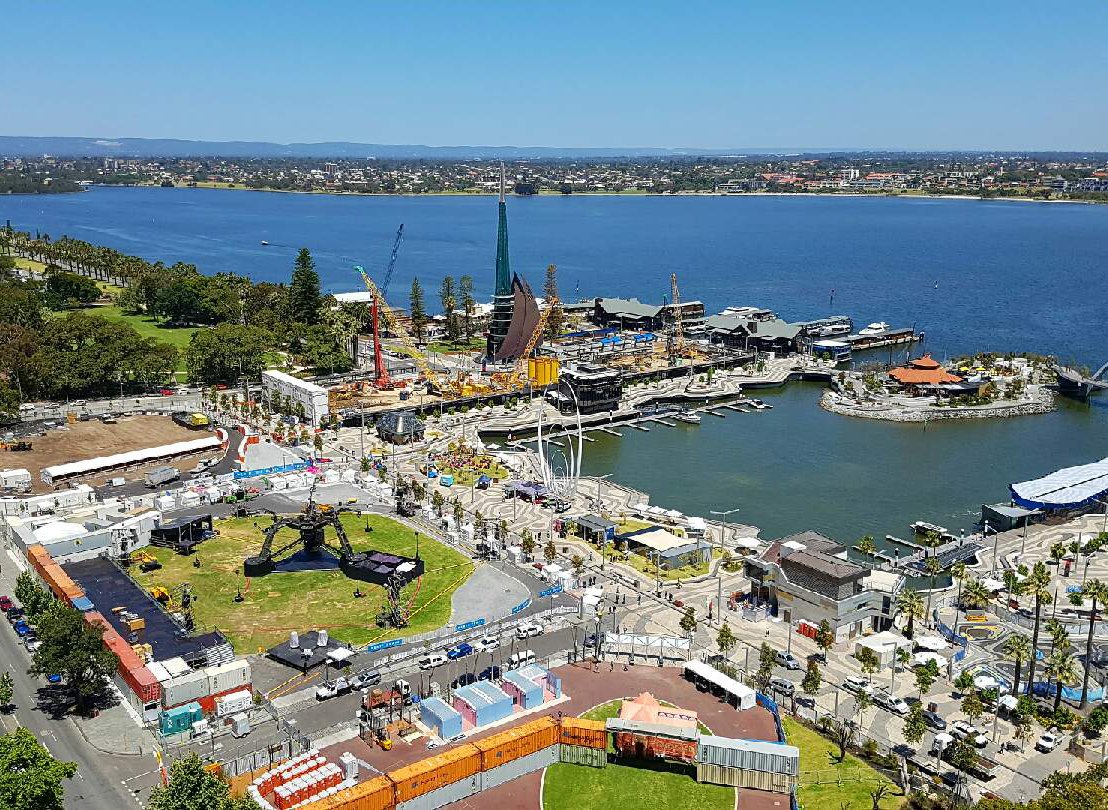 CityofPerth's tweet image. We spy a spidey.... from #TheQuadrant at 1 William St.
#ElizabethQuay #Arcadia @ArcadiaAus