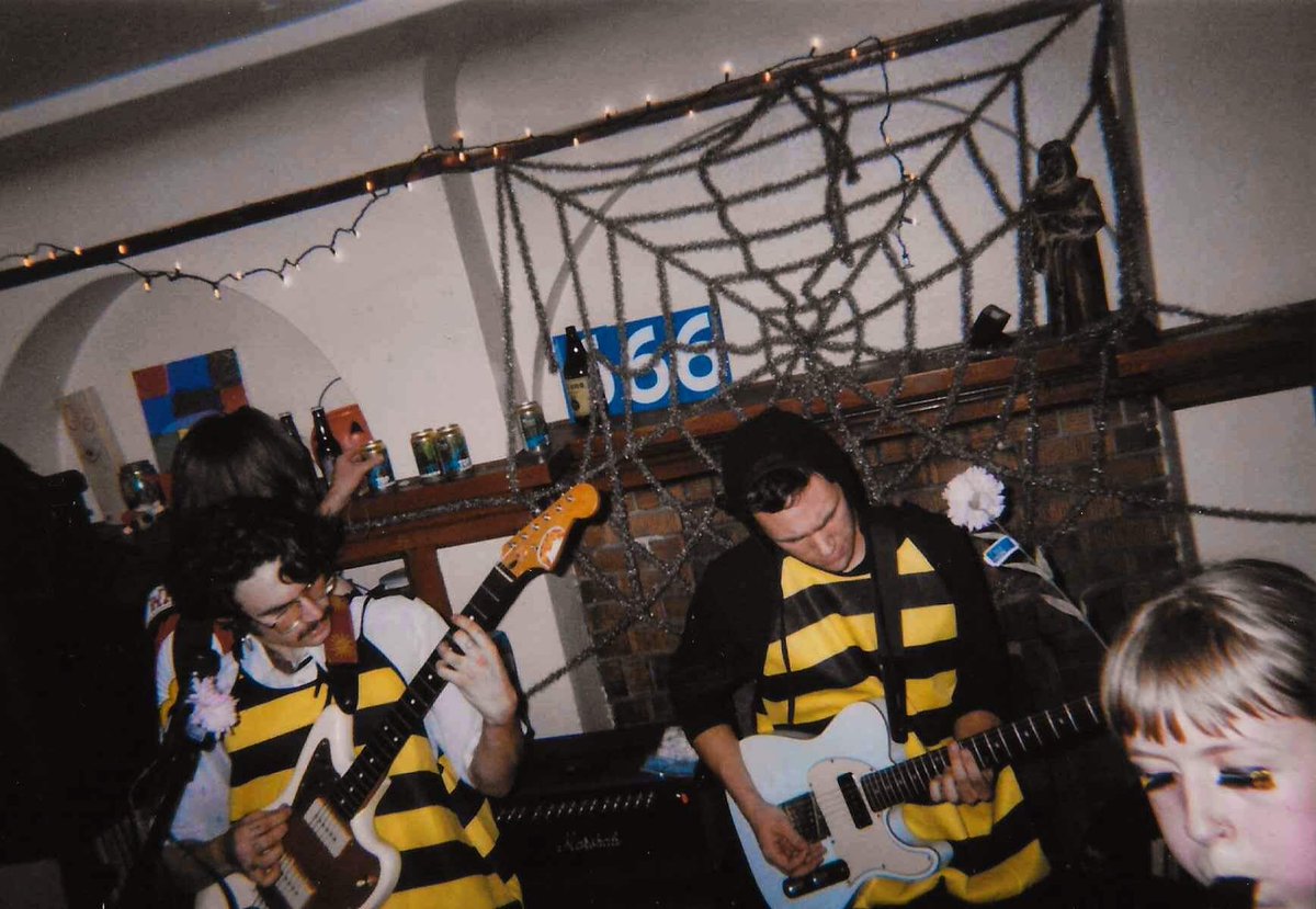 BumbleBeeBrenna tweet picture